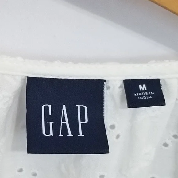 GAP Off White Eyelet Maxi Dress Size Medium - Picture 9 of 10